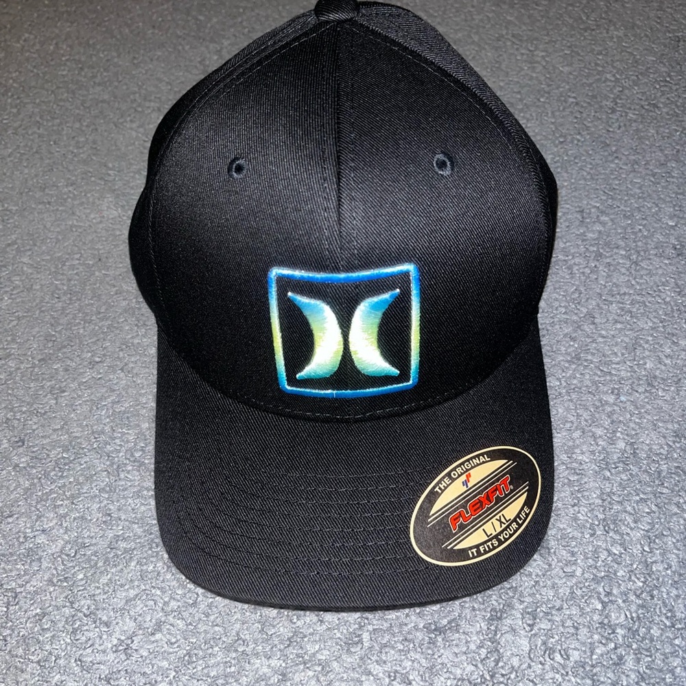Hurley Black Hat with Aqua Logo size L/XL